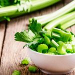 1605469210_Le-celeri-un-legume-diuretique-et-detoxifiant.jpg