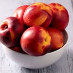 1605543496_Nectarine-fruit-riche-en-vitamines-et-acide-folique.jpg
