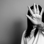 1605630923_1-femme-sur-3-a-ete-victime-de-violence.jpg