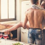 Les pratiques sexuelles les plus risquées 1605692864_Les-pratiques-sexuelles-les-plus-risquees.jpg