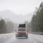 1605760863_Comment-conduire-en-toute-securite-sous-la-pluie.jpg